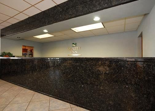 Rodeway Inn Crestview Interior photo